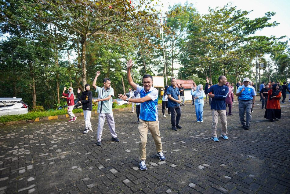 Bangun Budaya Kerja Sehat, Diskominfo Kuansing Jadikan Goro dan Senam Agenda Rutin