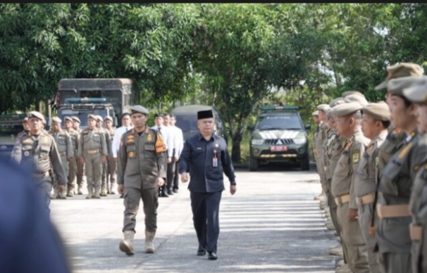 Jelang Pacu Jalur 2026, Satpol PP Kuansing Siaga Penuh! Pj Sekda Pimpin Gelar Pasukan dan Kukuhkan Tim Khusus