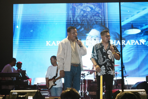 Datangkan Artis ibukota Untuk Hibur Masyarakat Kuansing, Bupati Suhardiman Mendapatkan Apresiasi Masyarakat